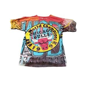 Chicago Bulls NBA World Champions 90's Mens Size M Short Sleeve All Over Print